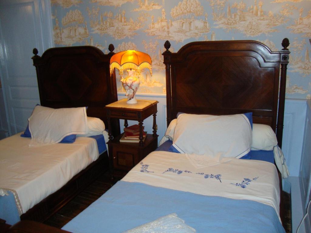 Bed and Breakfast Domaine De La Dame De Lauriere Solignac Номер фото